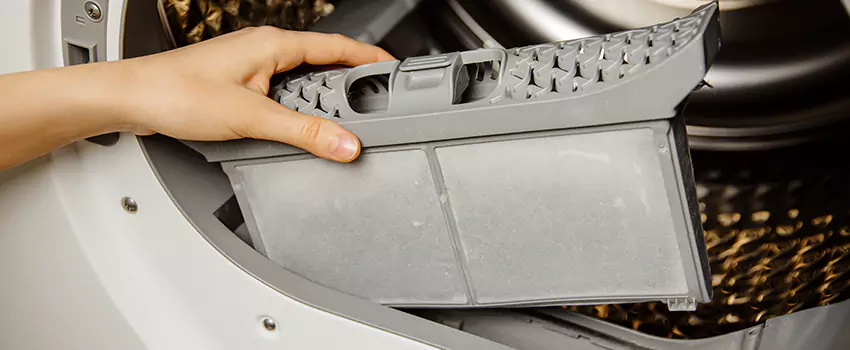Signs Of A Clogged Dryer Lint Trap in Lake Elsinore, California